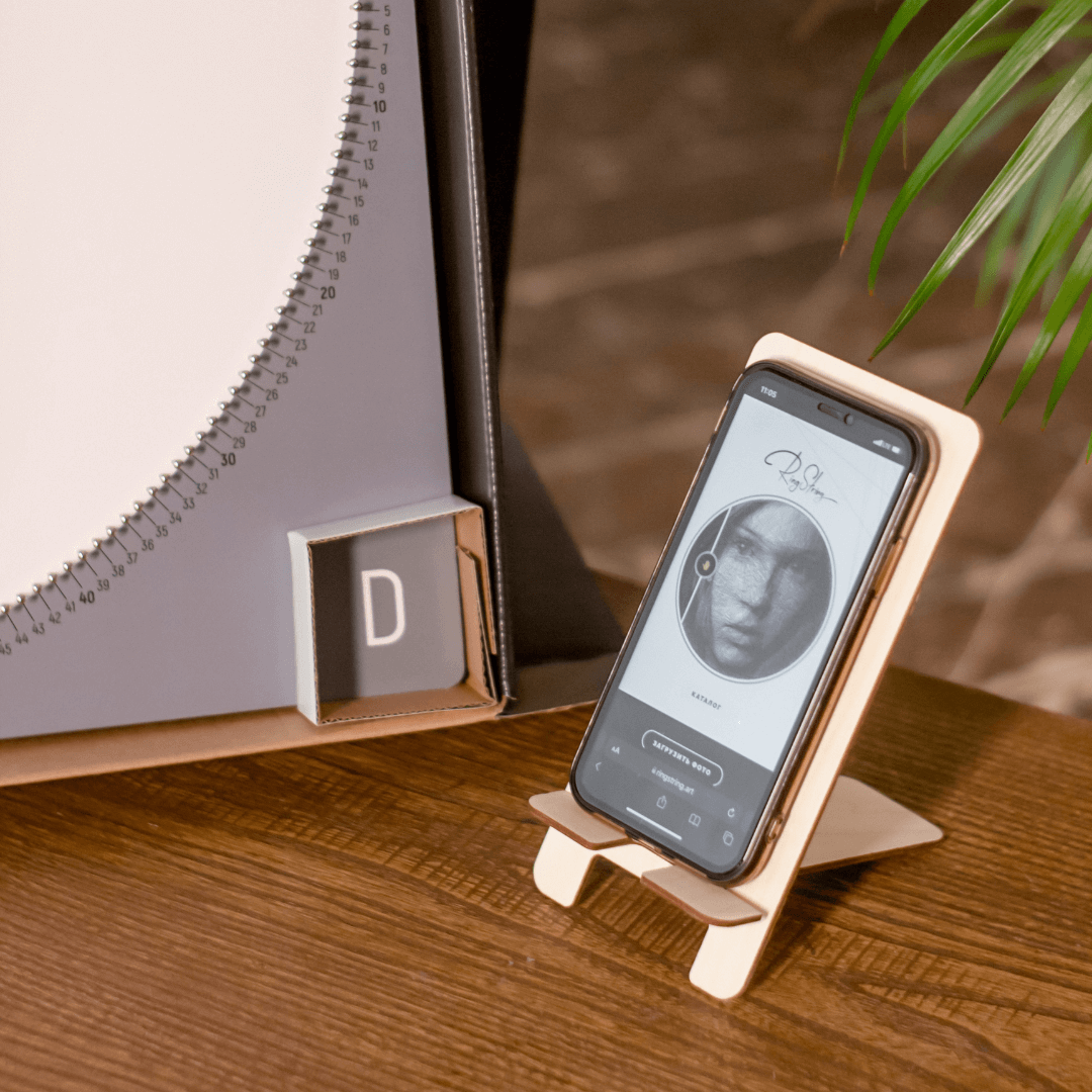 Phone stand
